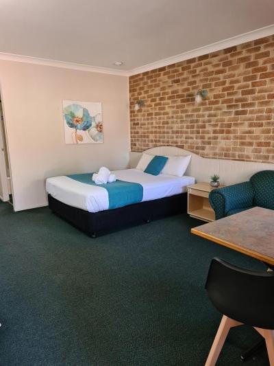 Country Gardens Motor Inn Toowoomba Bagian luar foto
